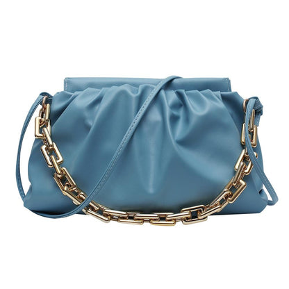 Crossbody Franzida | Bolsa Crossbody Franzida com Alça de Correntes - Boutique da Beleza
