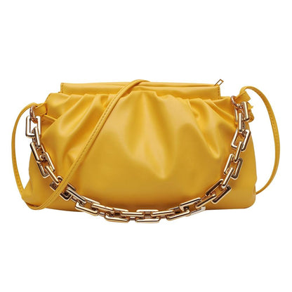 Crossbody Franzida | Bolsa Crossbody Franzida com Alça de Correntes - Boutique da Beleza